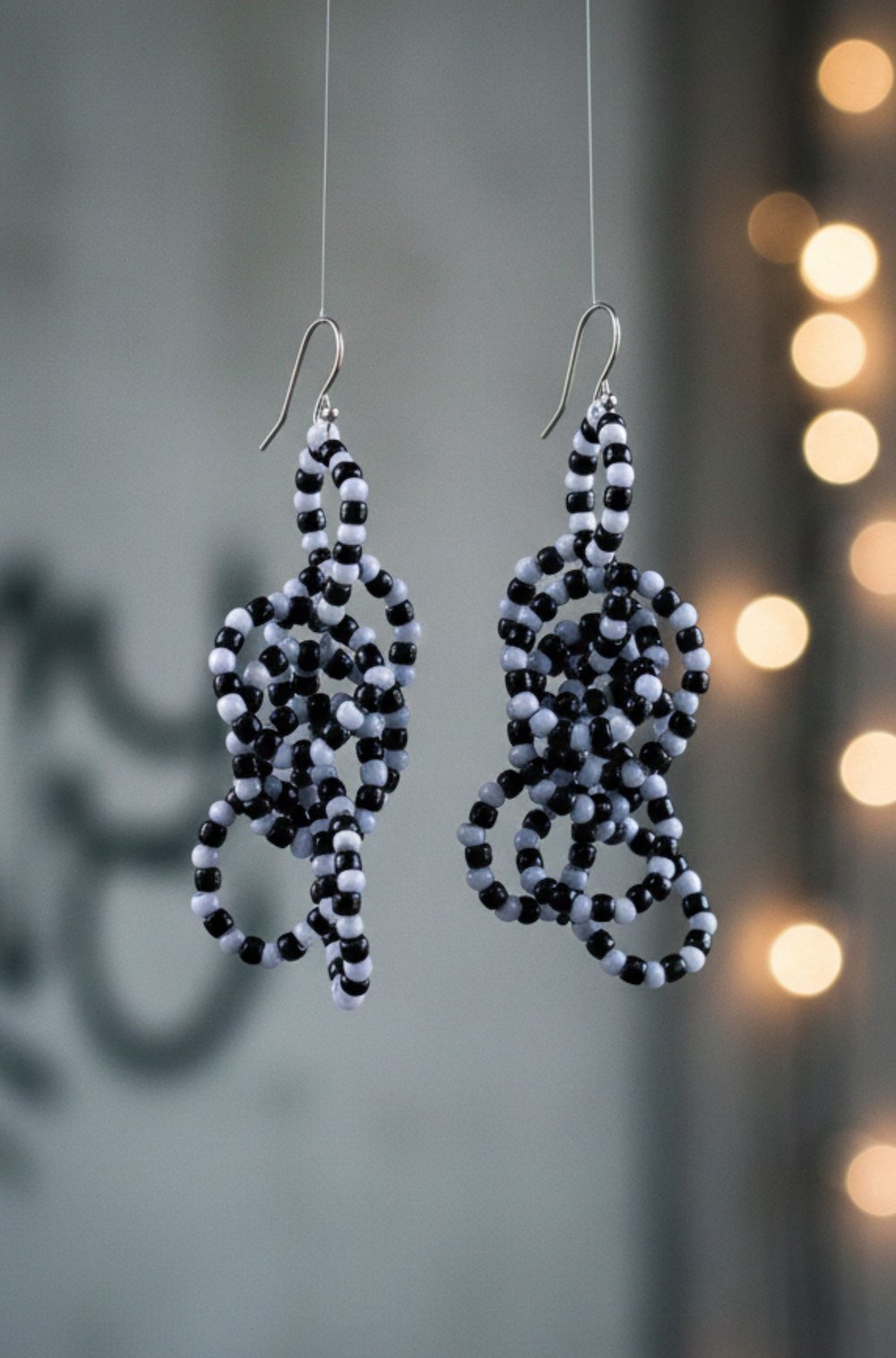 boho beaded earring black and white