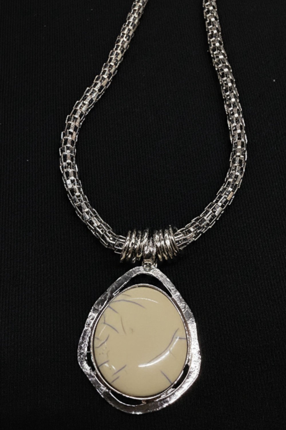 statement pendant necklace